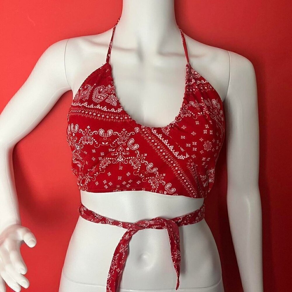 SHEIN/ Red and white bandana tie around crop top